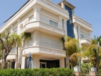 Aparthotel Ceferino 