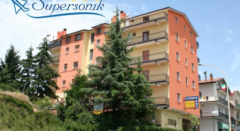 Hotel Supersonik 