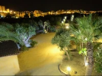 B&B Lekythos 