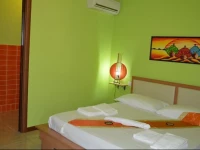 Butterfly House Bed & Breakfast 
