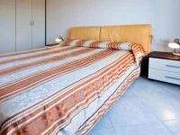Flat358 