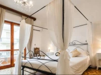 La Maison de Adele BV Accommodations 