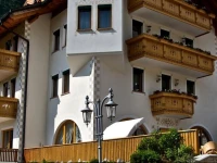 Hotel GarnГ¬ Serena 