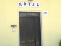 B Palace 