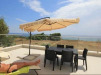 Holiday Beach Houses Nero DAvola 