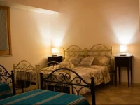UCANZU ROOMS 