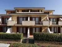 Badesi Apartments 