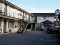 Adelphi Motel 