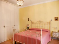 Appartamento di Lusso in Borgo Storico Toscano 