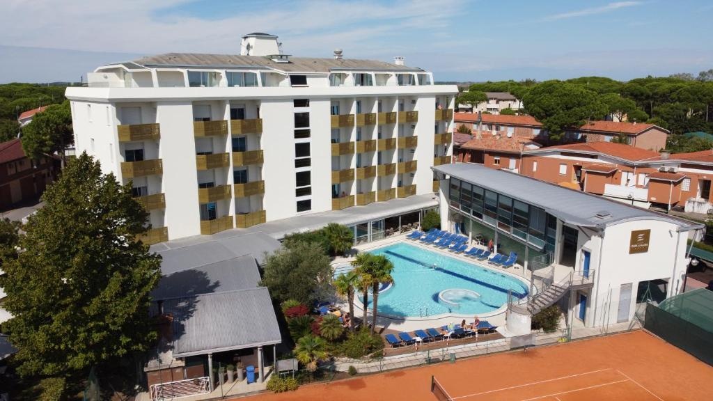 Grand Hotel Esplanada 4*