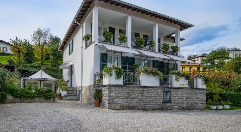 Miralago B&B and Apartments 