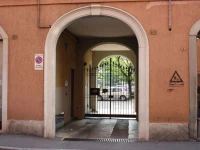 Center 2 