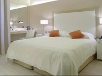4 Viale Masini Design Hotel 