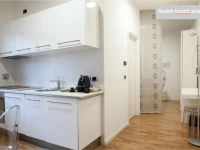 Room Touch And Go 