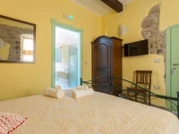 Madalen Guest House 