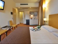 Regal Residence 