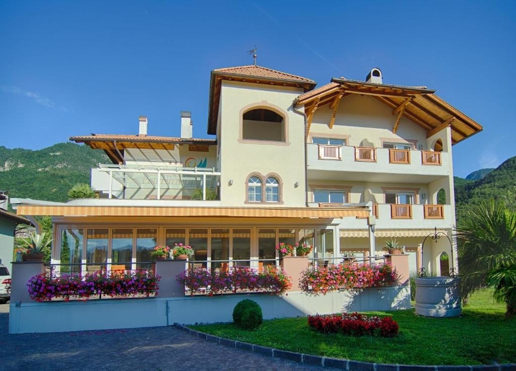 Garni Hotel Peterlinhof 3*