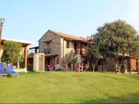 Country House lAia 