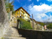 Un Letto a Castello 