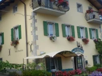 Inplait Libreria con Cucina e B&B 