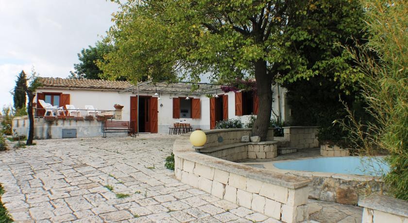 SerraBerretta Country House 