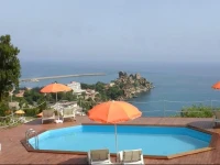 Villa MagarГ  