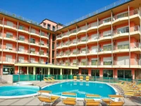 Hotel Adria Beach Club 