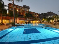 Diamond Hotel and Resort Naxos 