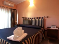 Airport One Hotel 