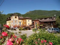 Val Del Rio 