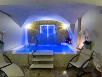 Golden Tower Hotel & Spa 