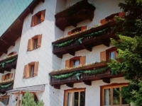 Hotel Lares 
