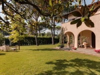 Forte dei Marmi renewed 6 bedroom villa 