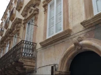 Palazzo Doxi Fontana 