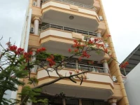 Queen Hotel Nha Trang 