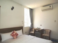 Lee Hotel 