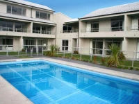 300 Lake Terrace Apartments 