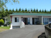 White Eagle Motel 