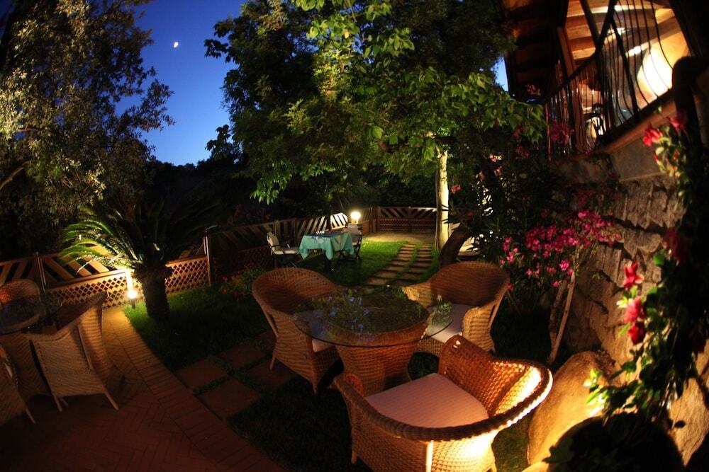 Hotel Lo Scirocco 