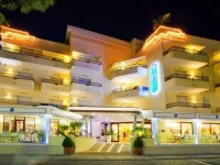 International Beach Hotel 