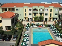 Farnie Lido Altanea 