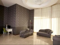 Rolling Hotel 