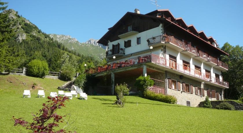 Albergo Ristorante ScanapГ  