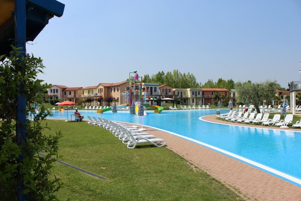 Gasparina Village 4*