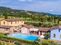 Agriturismo La Crosticcia 3*
