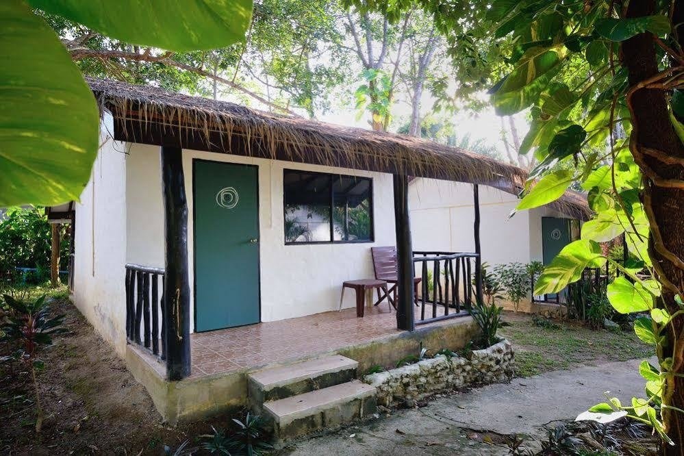 Lanta Palace Hill Resort 3*