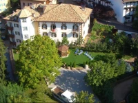 Hotel GarnГ¬ Laurino 