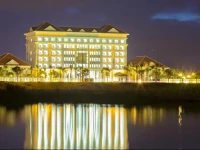 Ban Thach Riverside Hotel & Resort 