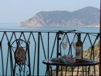 Rossi Tramonti sul Mare 