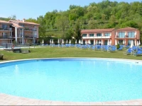 Bran & Denise Residence 